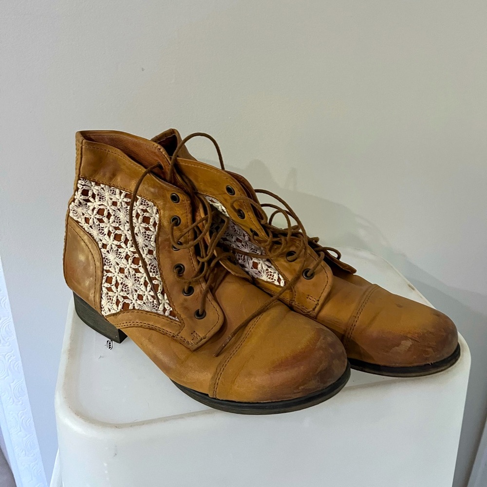 Steve Madden lace inset boots